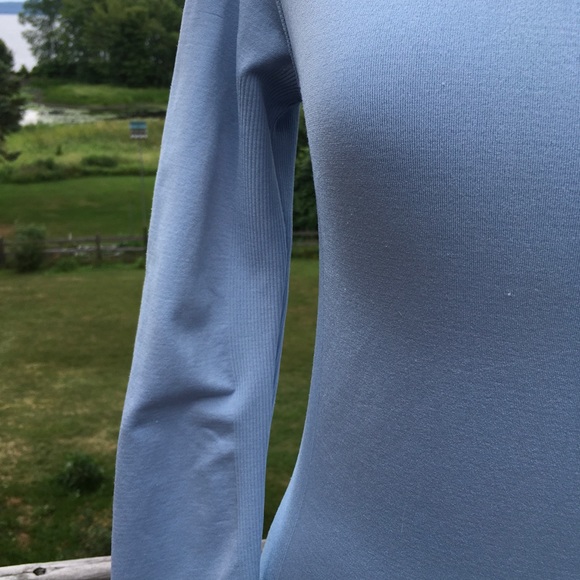 Winter Top ❄️ - Picture 5 of 12